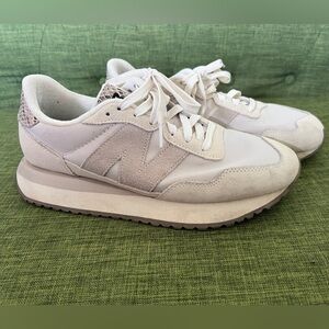 New Balance 237 Women's Beige/snake Sneakers